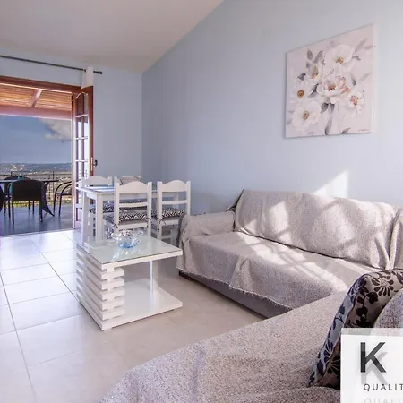 Apartamento Dennis Grand View In Village! Wide Angle Views! *