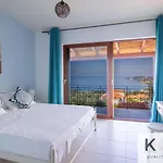 Dennis Grand View In Village! Wide Angle Views! 公寓