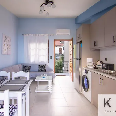 Dennis Grand View In Village! Wide Angle Views! Apartmán *