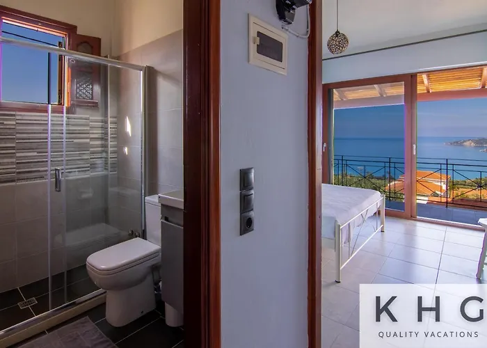 Dennis Grand View In Village! Wide Angle Views! * Vlachata